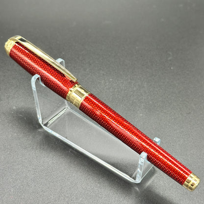 ST Dupont Line D Large Fountain Pen - Ruby