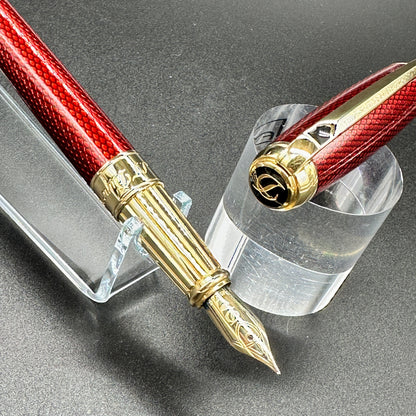 ST Dupont Line D Large Fountain Pen - Ruby