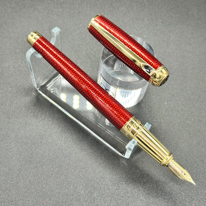 ST Dupont Line D Large Fountain Pen - Ruby