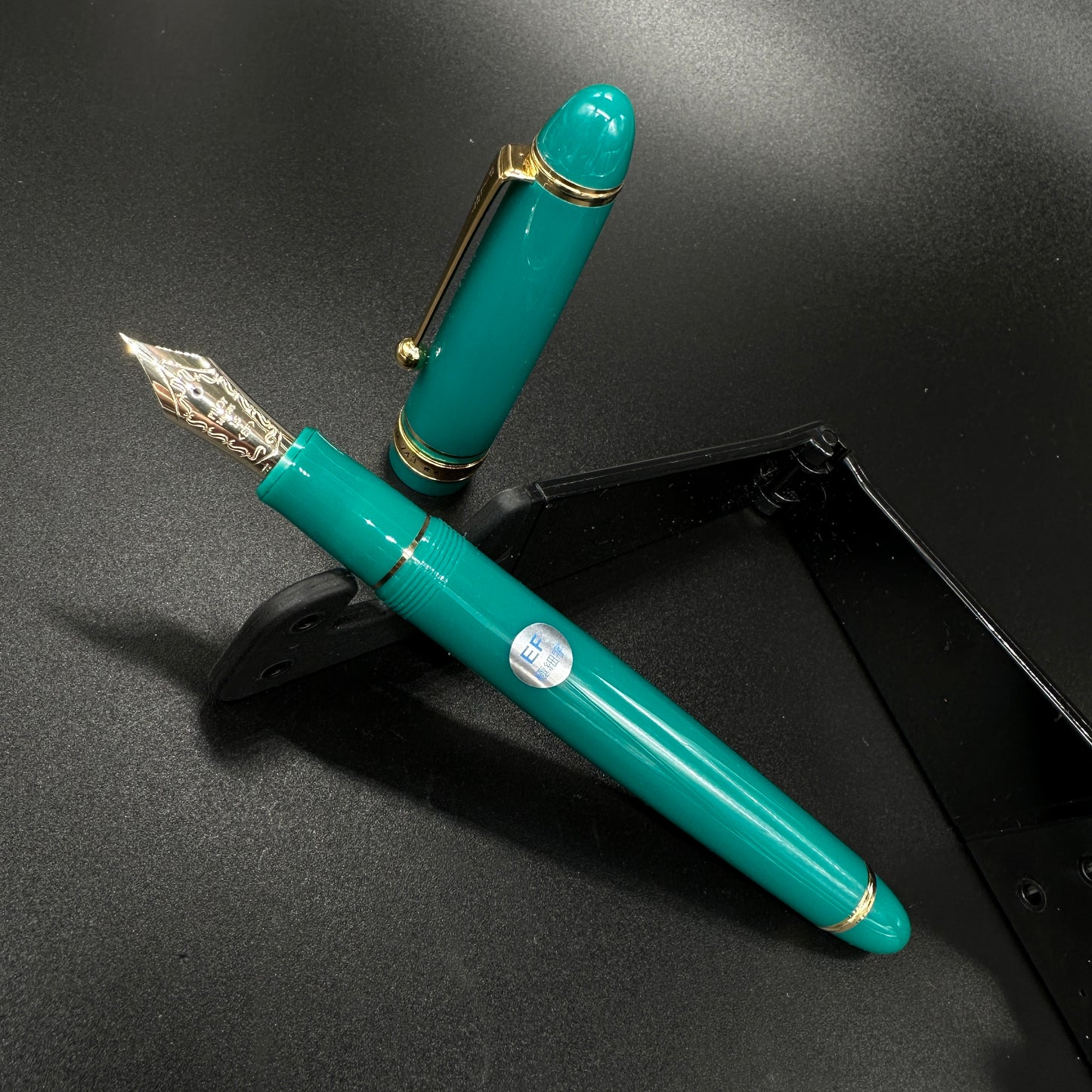 Pilot Custom 743 Verdigris - EF nib