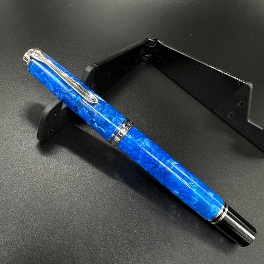 Pelikan Souveran M805 Vibrant Blue