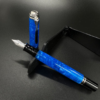 Pelikan Souveran M805 Vibrant Blue